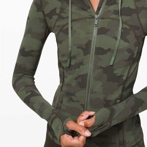 Lululemon Dark Green Camo Hooded Define Jacket *Nulu size 4